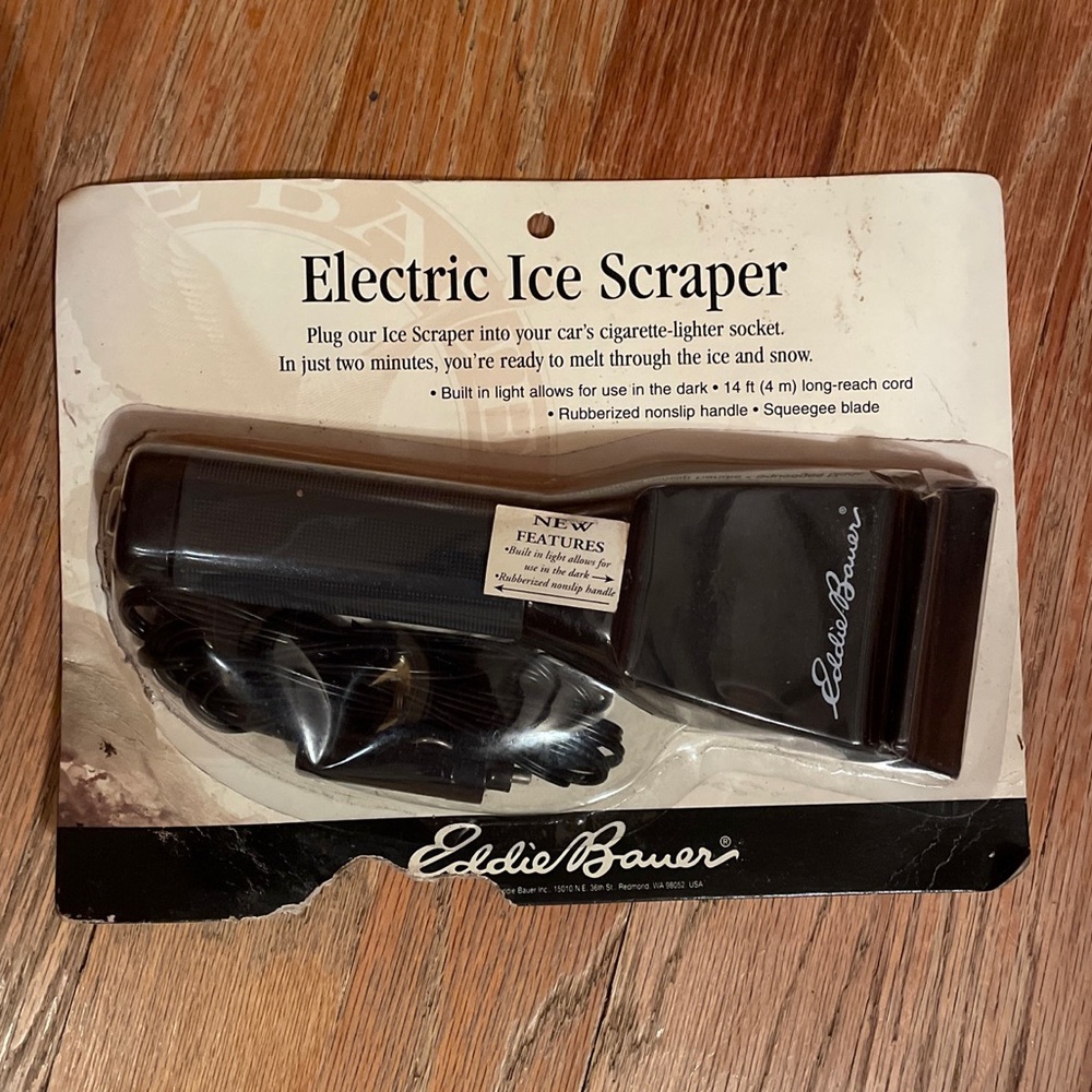 Vintage EDDIE BAUER Electric Ice Scraper AC PlugIn  Heated Lighted Car Truck NEW